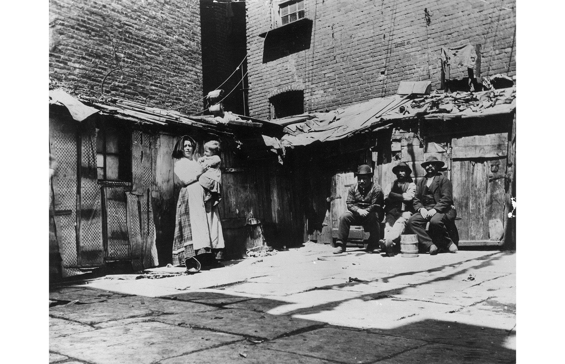 c.1897: Italian immigrants in New York